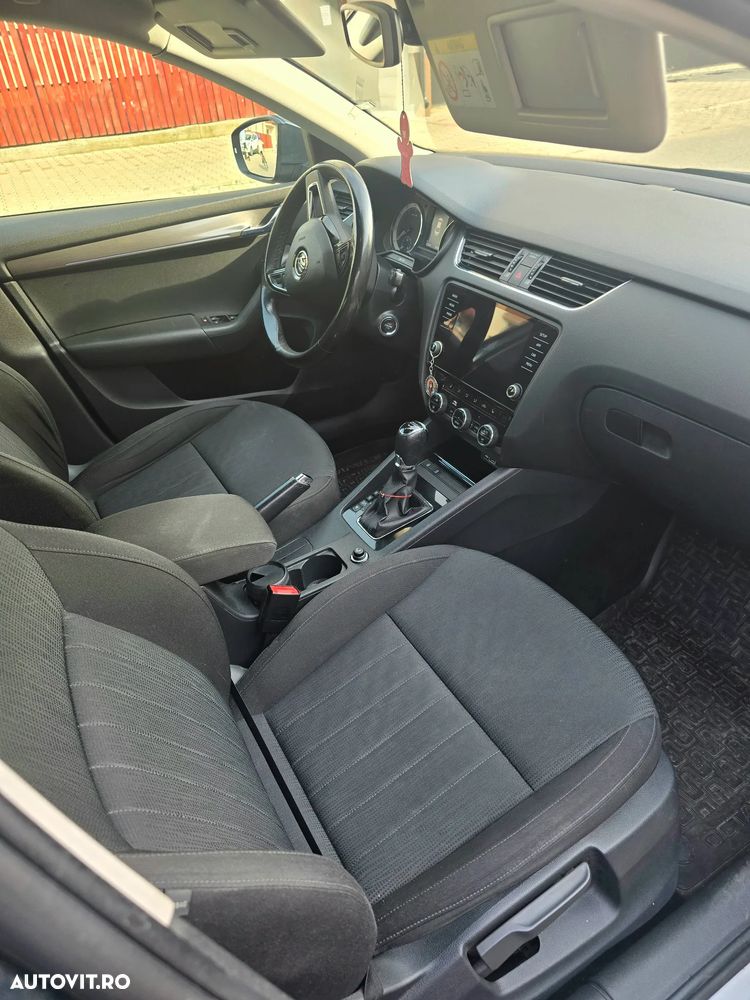 Skoda Octavia 1.0 TSI DSG Style - 10