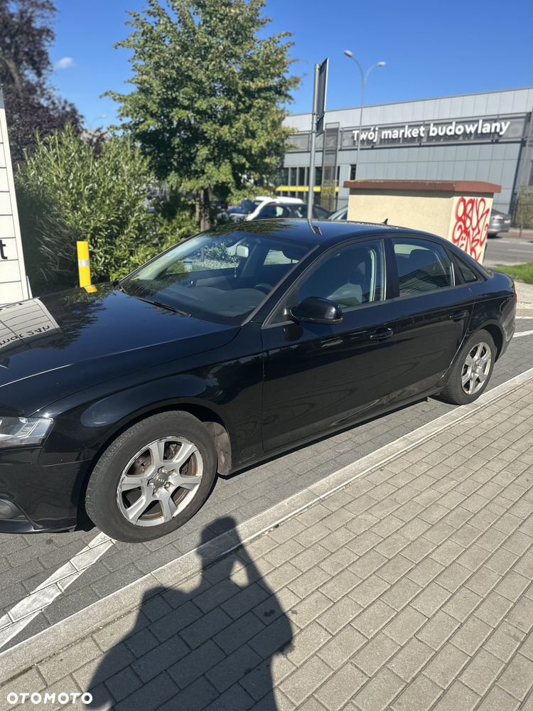Audi A4 Limousine - 14