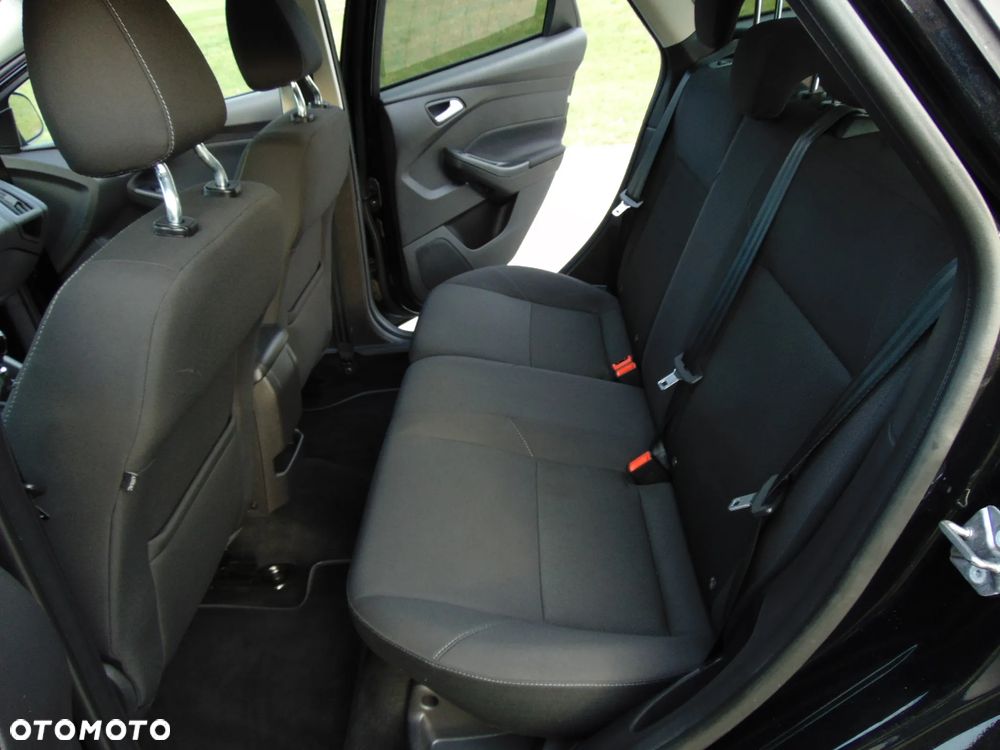 Ford Focus - 11