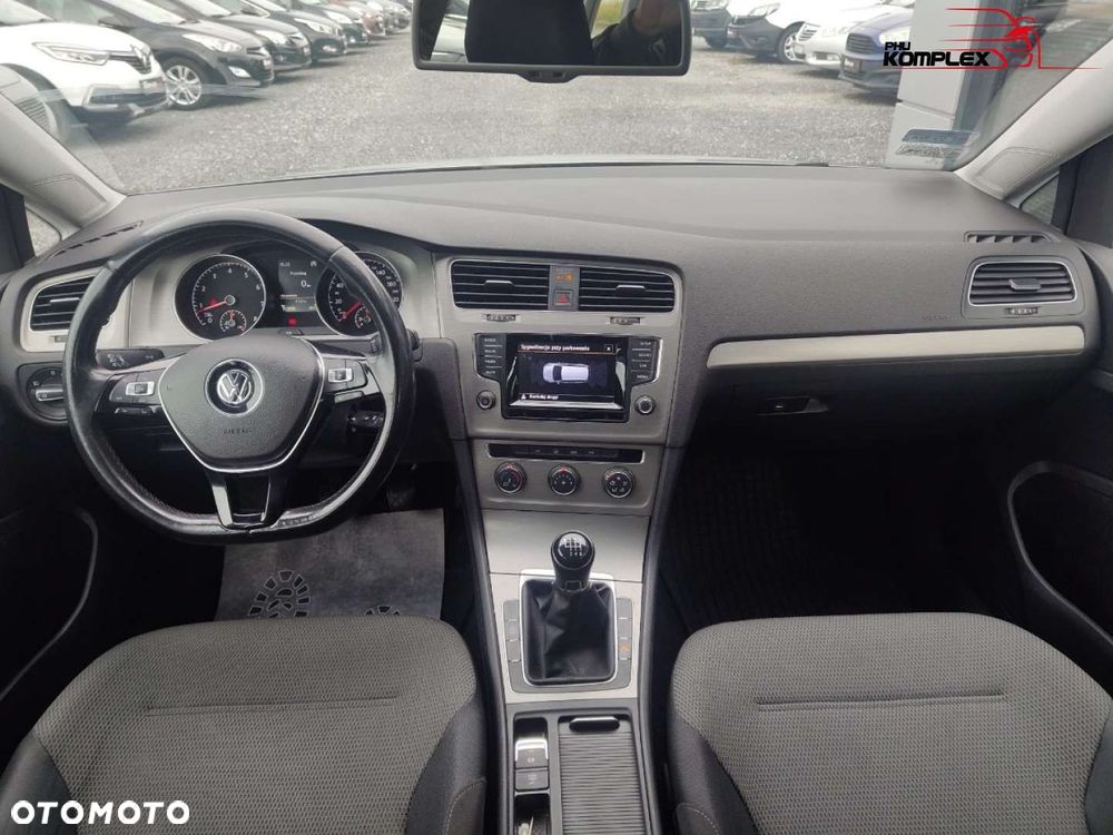 Volkswagen Golf - 14