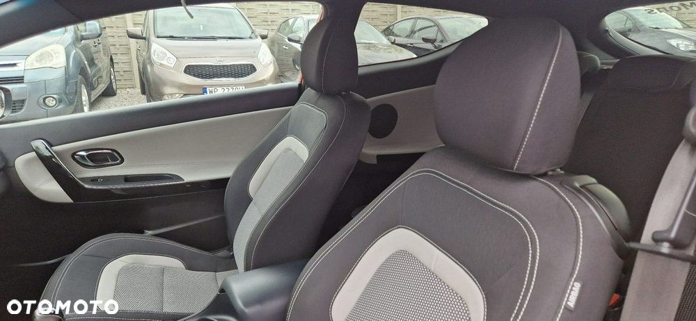 Kia ProCeed - 38