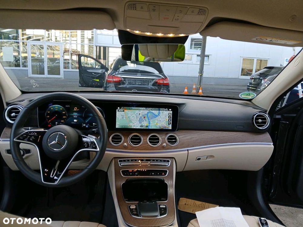 Mercedes-Benz Klasa E 300 de PHEV 4-Matic Exclusive 9G-Tronic - 5