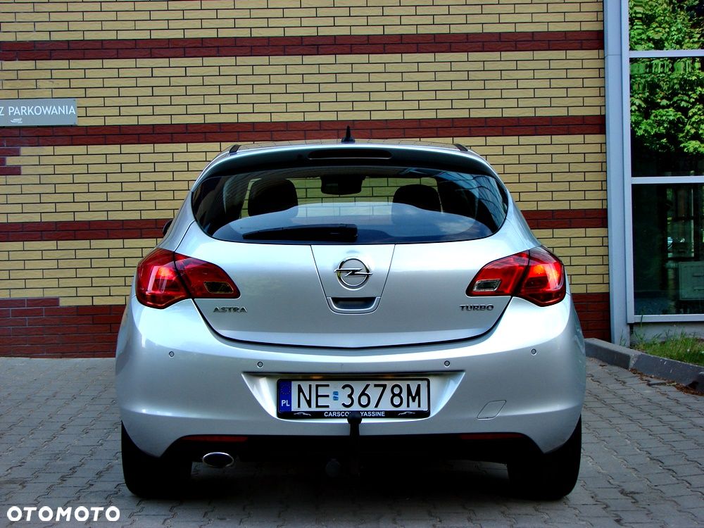 Opel Astra 1.4 Turbo Cosmo - 12