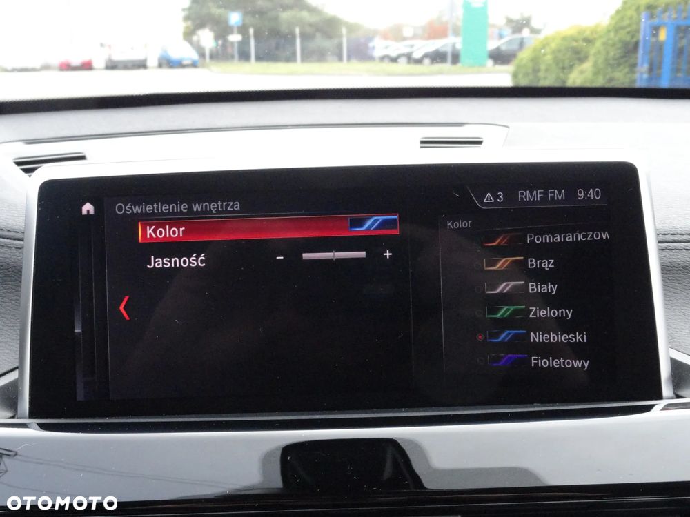 BMW X1 sDrive18d xLine sport - 18