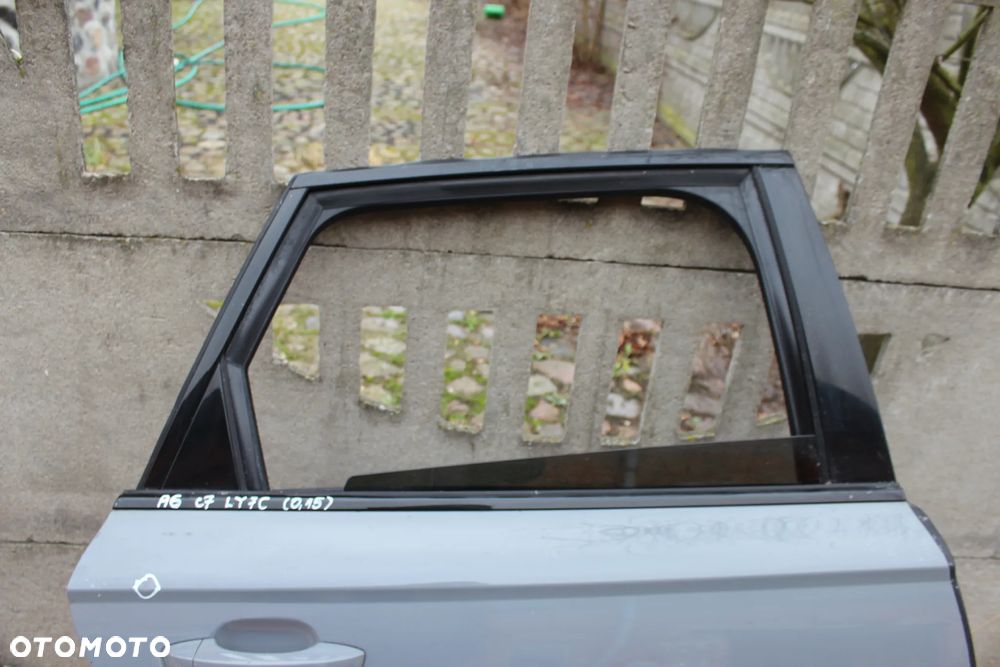 DRZWI TYLNE PRAWE AUDI A6 C7 AVANT LY7C 2015 - 16