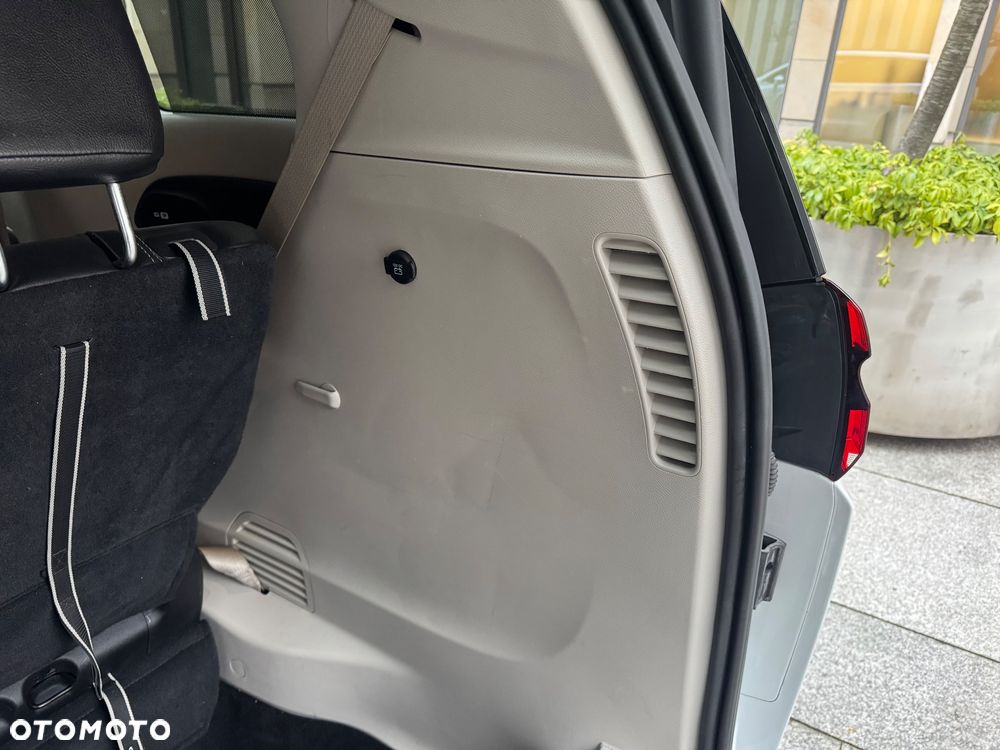 Chrysler Pacifica - 24