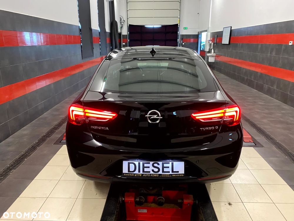 Opel Insignia 1.6 CDTI Enjoy S&S - 8
