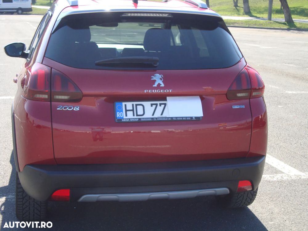 Peugeot 2008 - 4