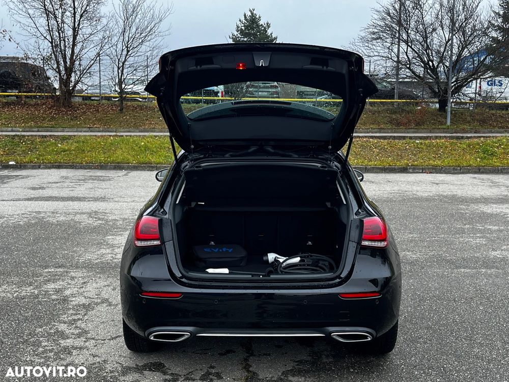 Mercedes-Benz A 250 e 8G-DCT - 28