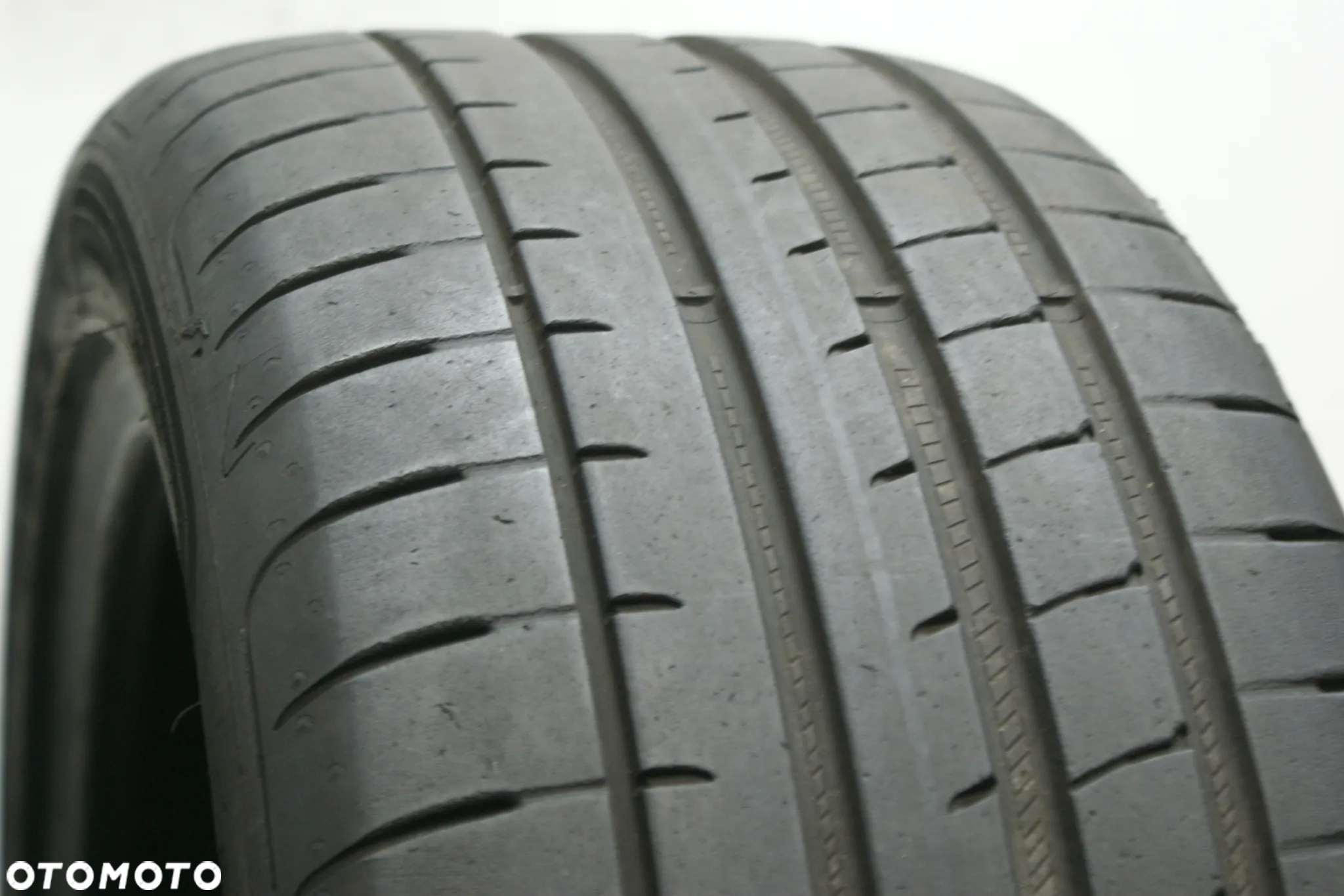 225/45R17 GOODYEAR EAGLE F1 ASYMMETRIC 3 , 6,1mm R3439 - 2
