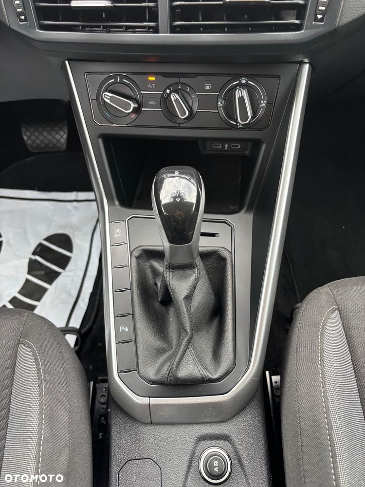 Volkswagen Polo 1.0 TSI OPF DSG ACTIVE - 12
