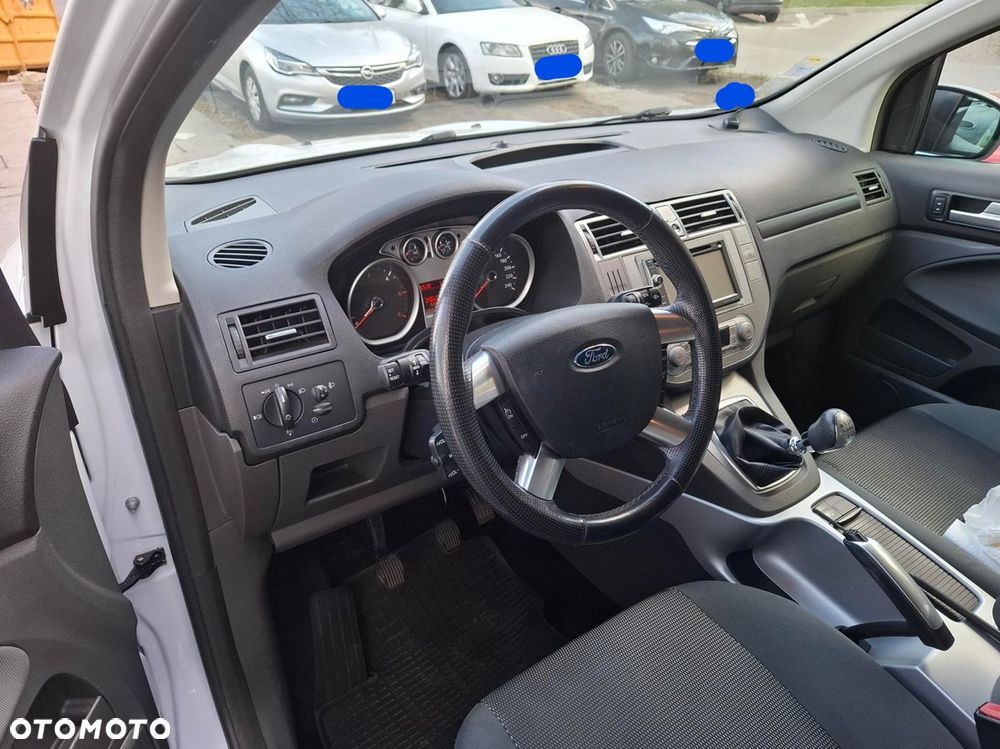 Ford Kuga 2.0 TDCi 2x4 Trend - 11