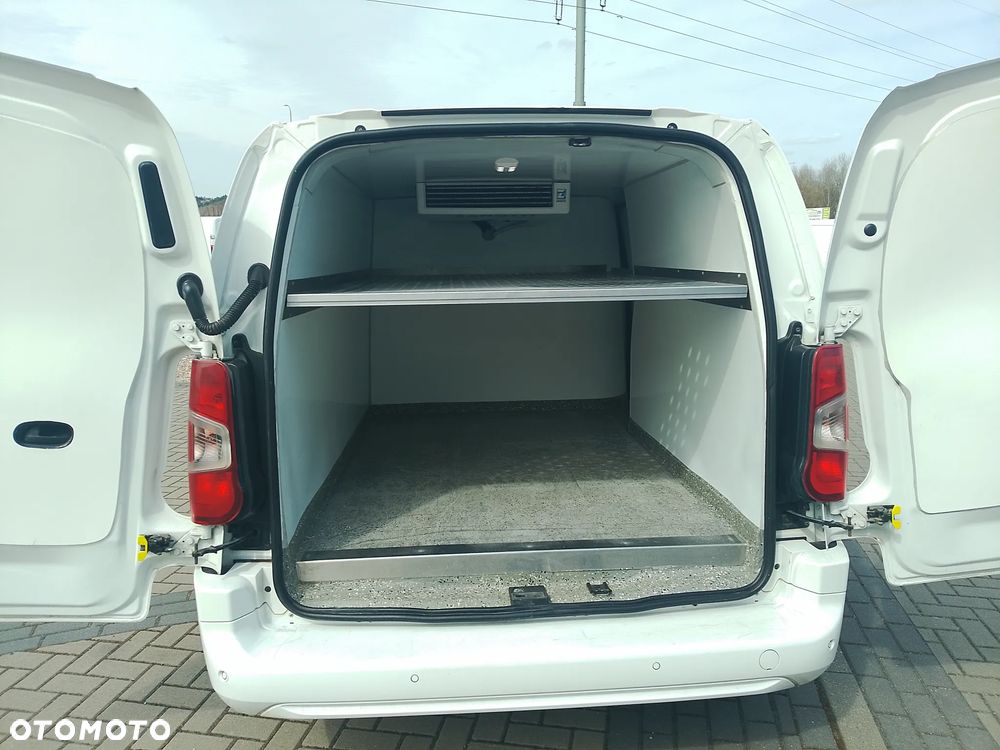 Peugeot Partner Proace Berlingo Combo Doblo L2 Izoterma Chłodnia Salon PL półka Inox 3 osoby - 19
