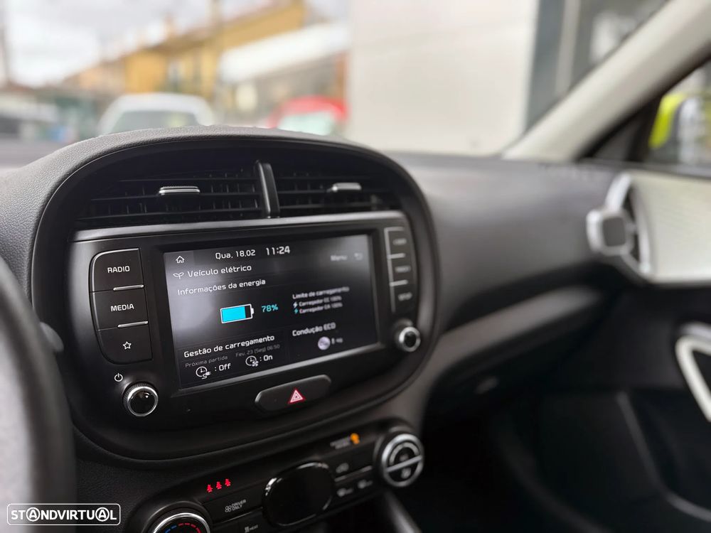 Kia e-Soul Vision - 20