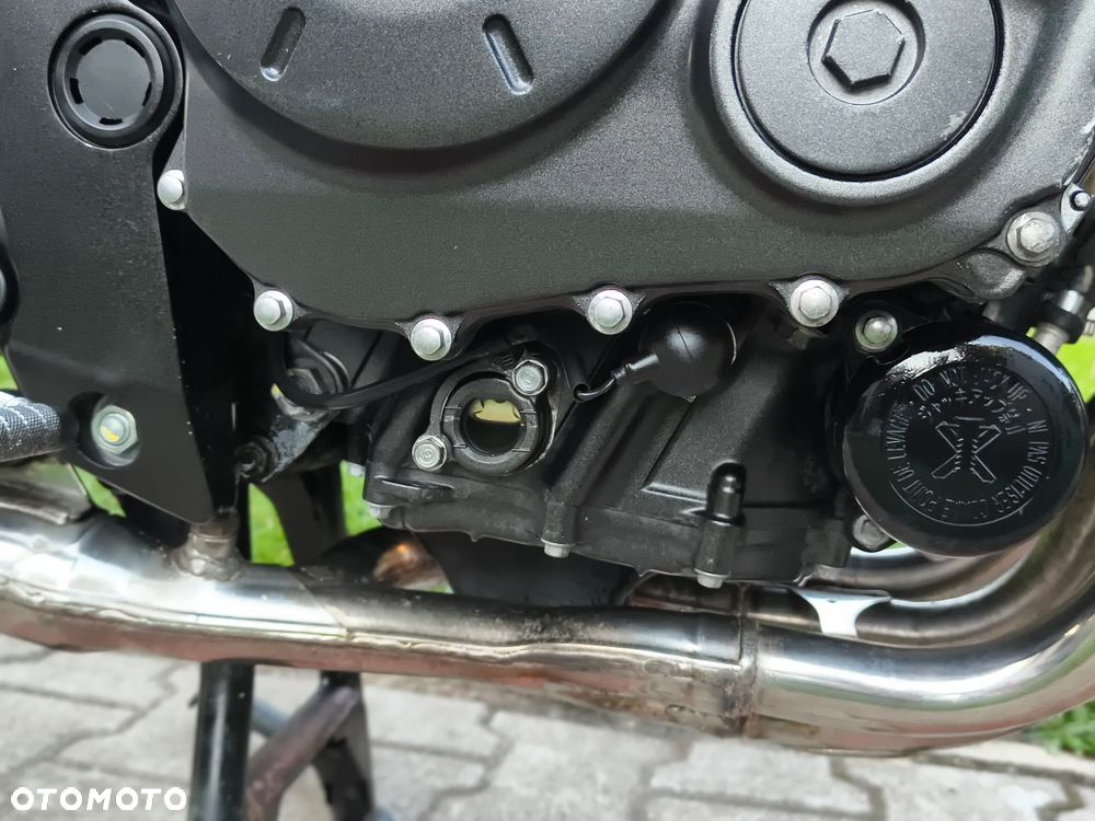 Honda CBF - 10