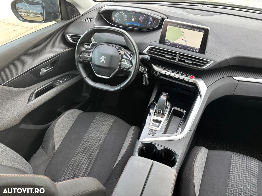 Peugeot 5008 BlueHDI 130 EAT8 Active Business-Paket - 11