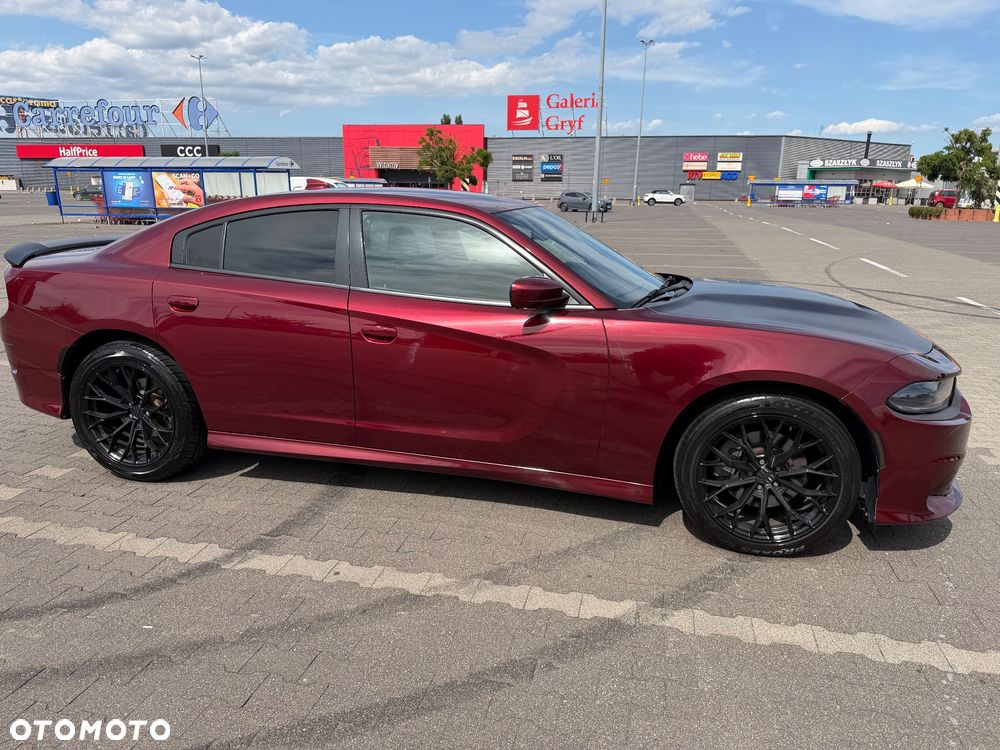 Dodge Charger 5.7 R/T - 2