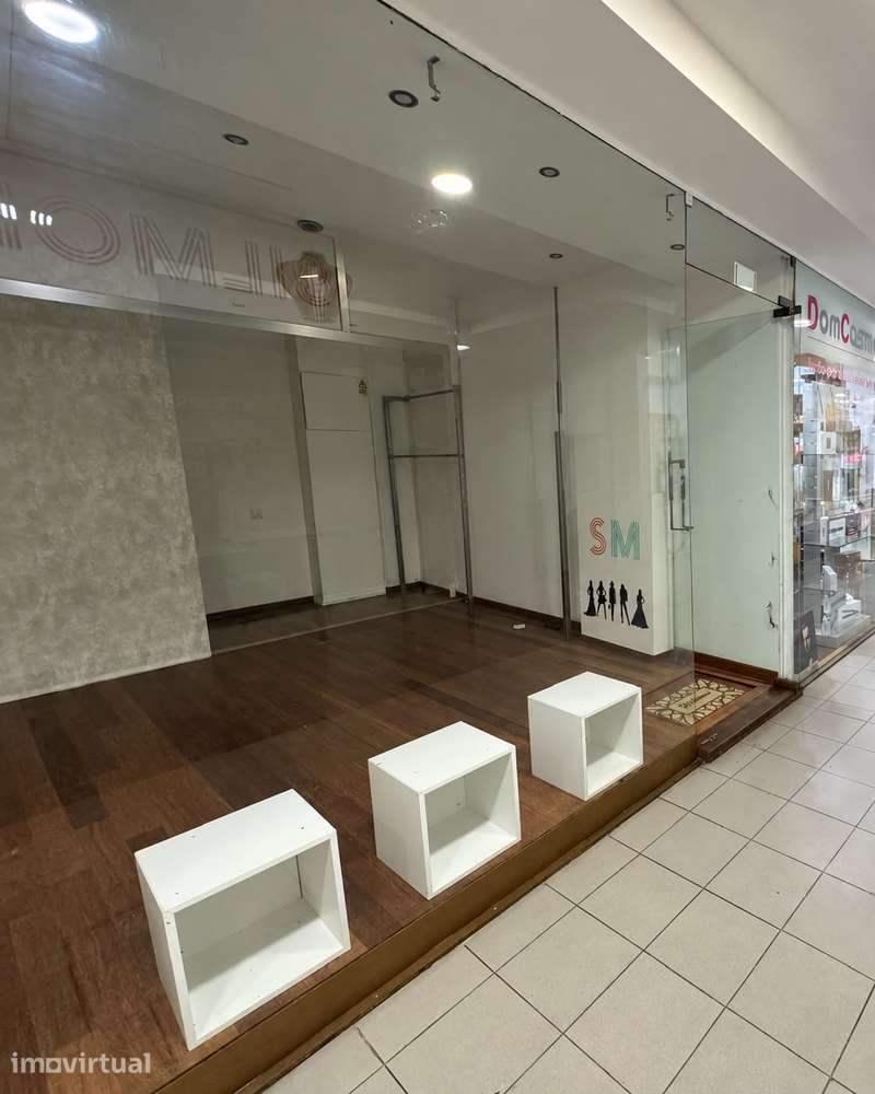 Loja para arrendar no Centro Comercial Sr. Cruz - Grande imagem: 4/4