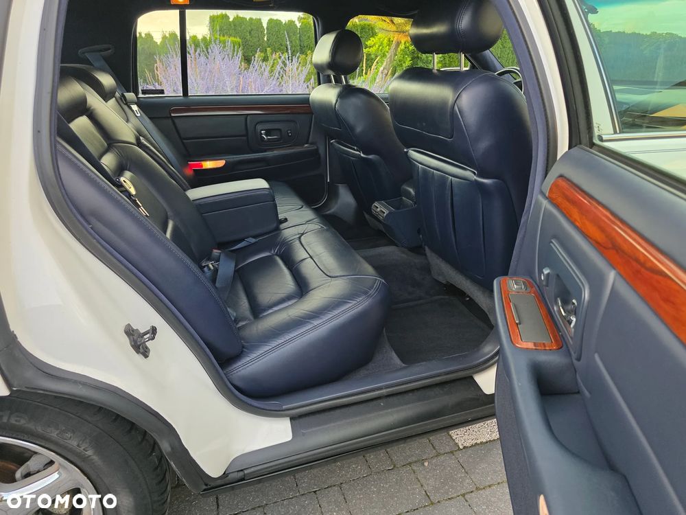 Cadillac Deville 4.6 Concours - 26