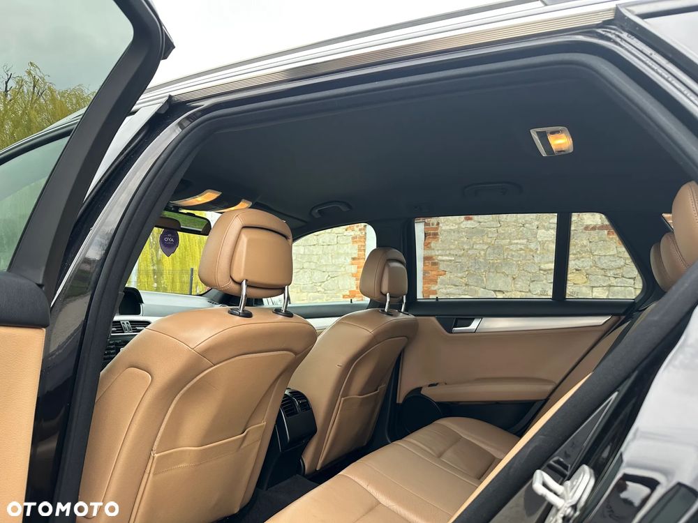 Mercedes-Benz Klasa C 200 CDI Avantgarde Edition - 13