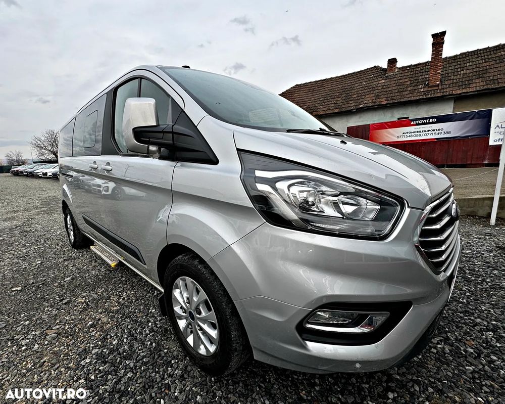 Ford Tourneo Custom 320 L2H1 VA Titanium - 34