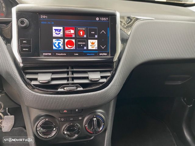 Peugeot 208 1.2 PureTech Style - 7