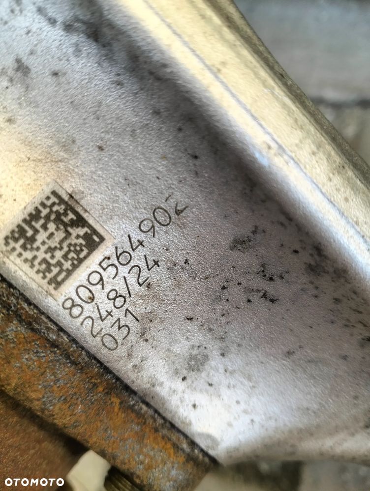 zwrotnica prawa wahacz bmw 3 4 G80 G82 G83 M4 M3 4x4 - 5