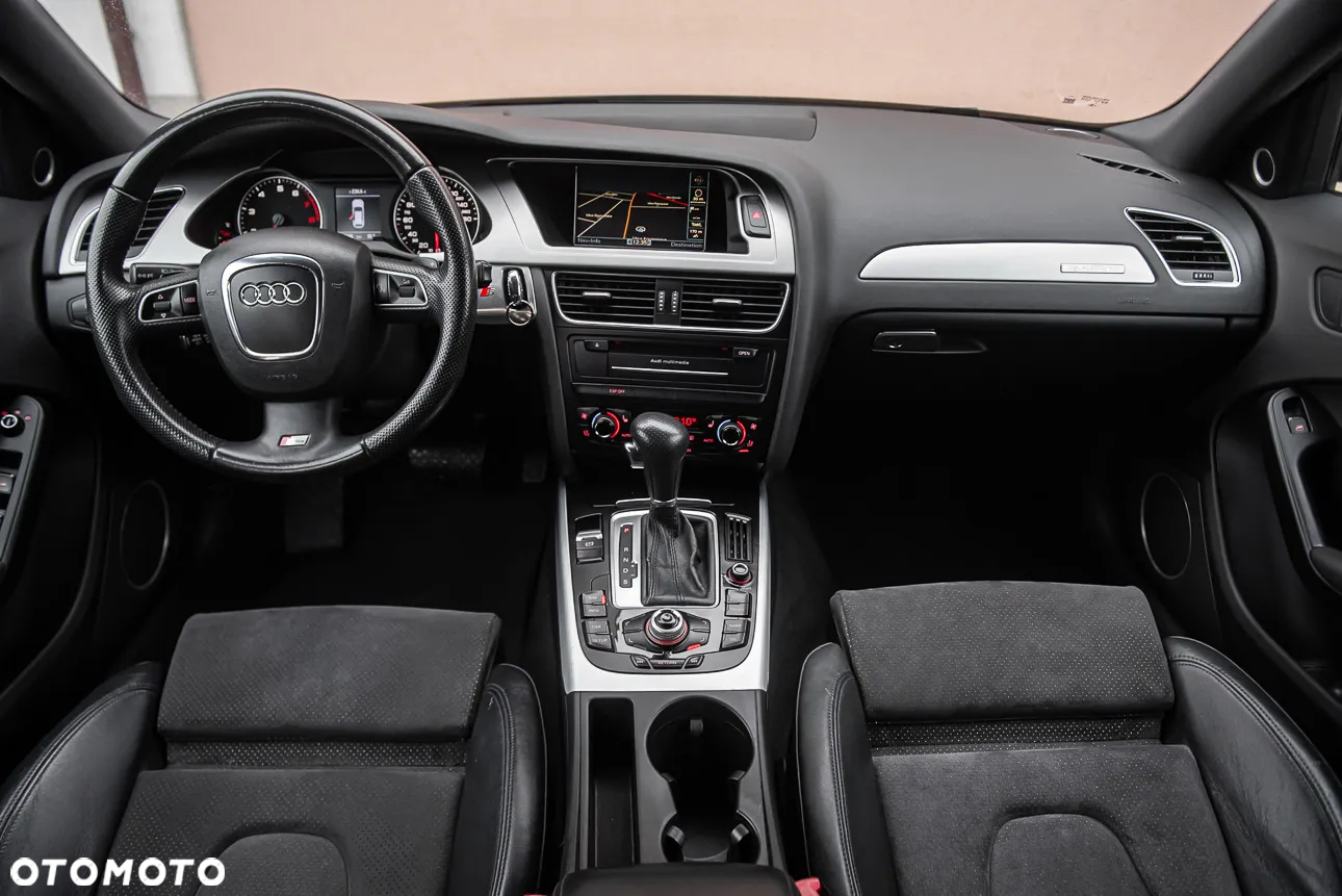 Audi A4 2.0 TFSI Quattro Line S tronic - 29