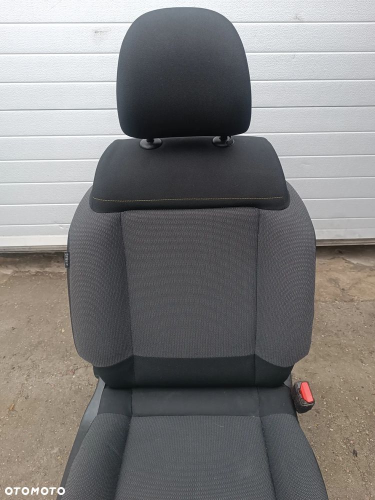 FOTEL PRAWY PRZÓD PRZEDNI CITROEN C3 III - 5