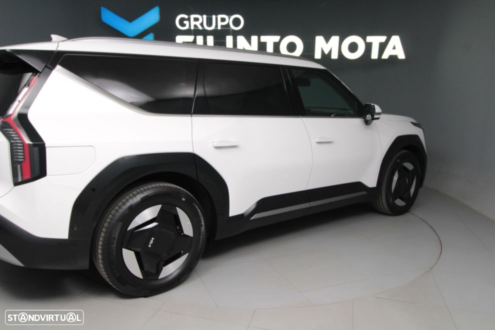 Kia EV9 - 4