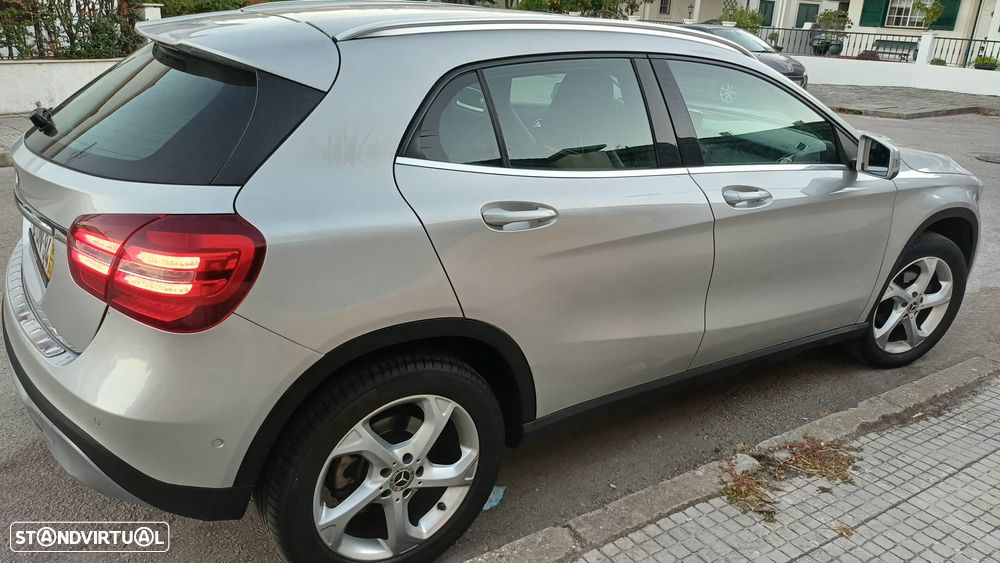 Mercedes-Benz GLA 180 d Urban - 7