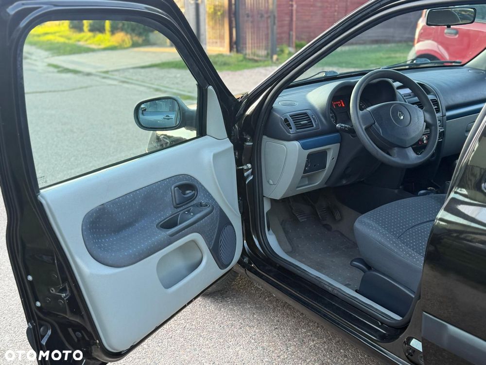 Renault Clio 1.2 16V Emotion - 35
