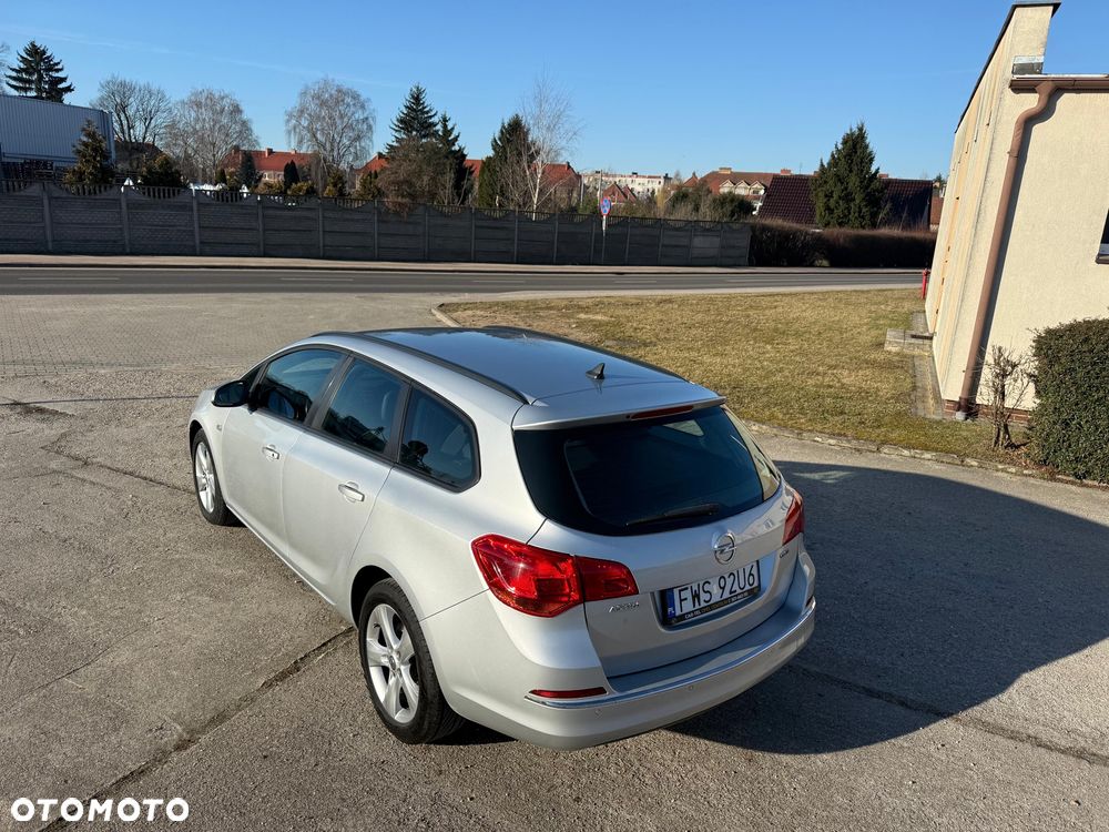 Opel Astra - 10
