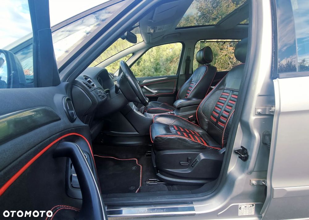 Ford S-Max - 19
