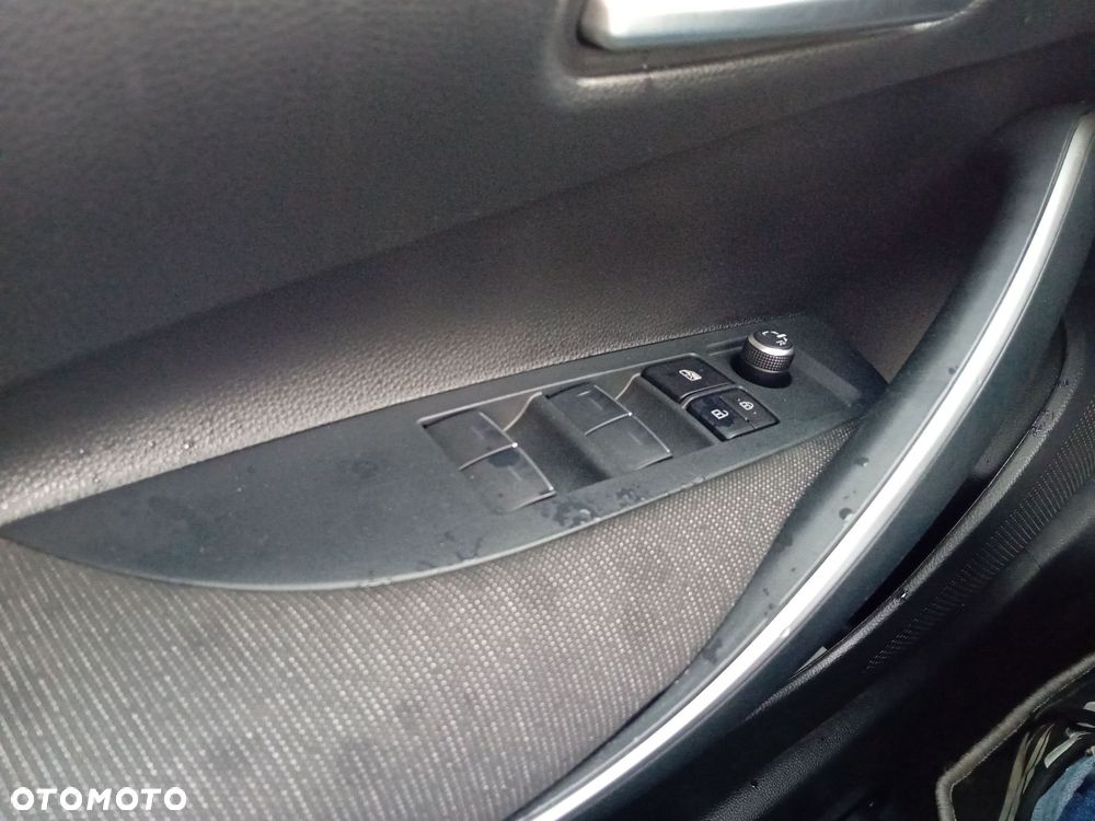 Toyota Corolla 1.8 Hybrid Comfort - 22