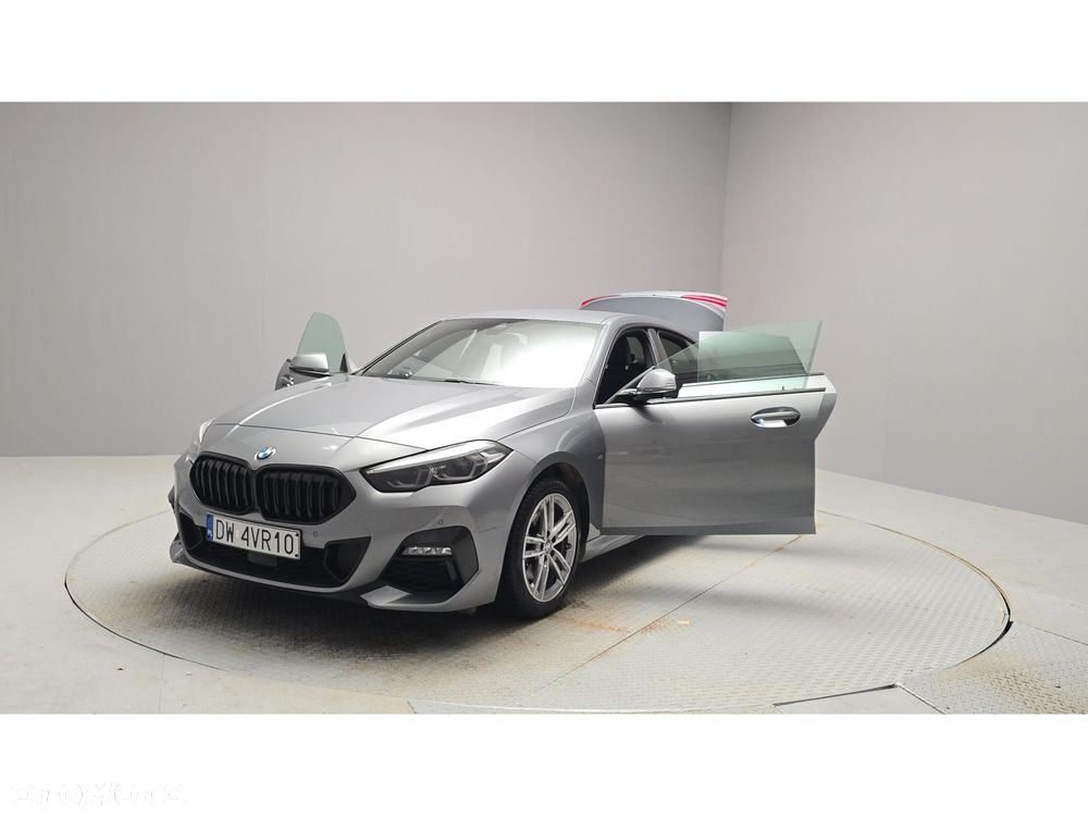 BMW Seria 2 218i M Sport - 9