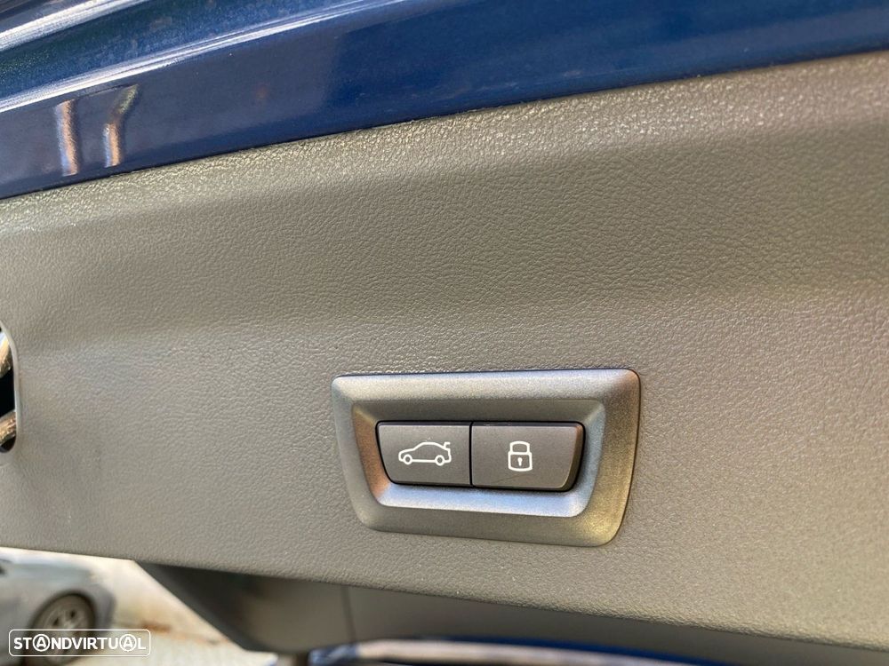 BMW iX3 M Sport Impressive - 25