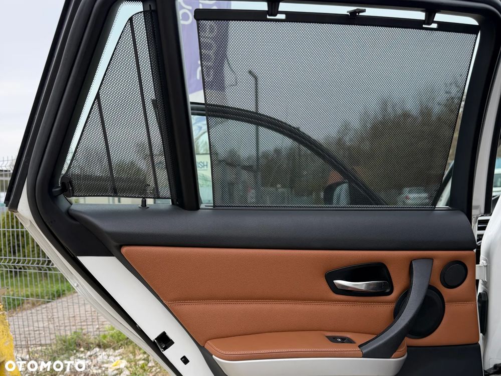 BMW Seria 3 320d - 13