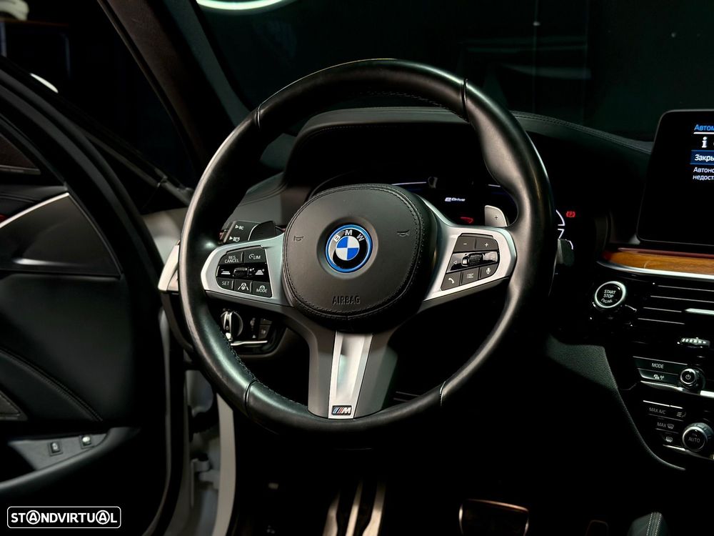 BMW 530 e Pack M - 20