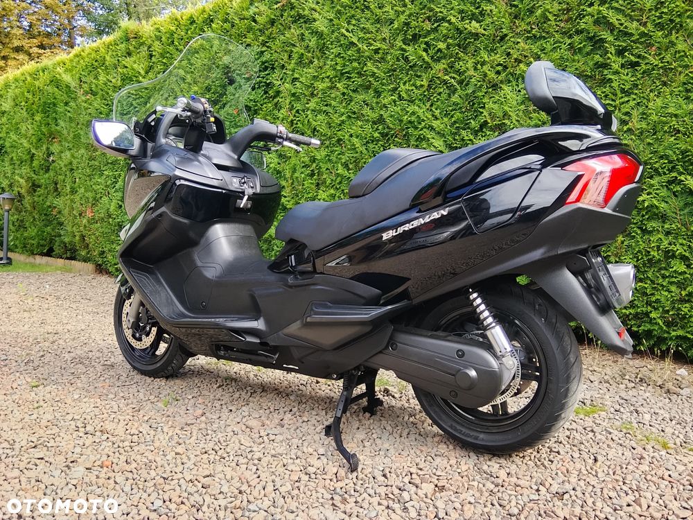Suzuki Burgman - 14