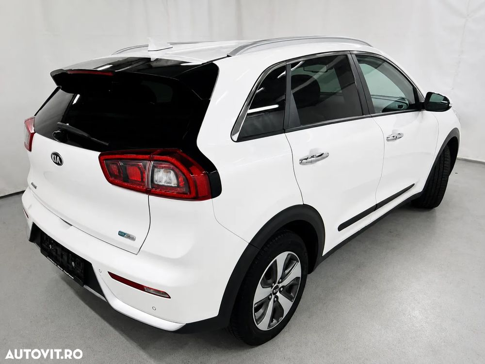 Kia Niro 1.6 GDI 2WD Aut. Spirit - 5