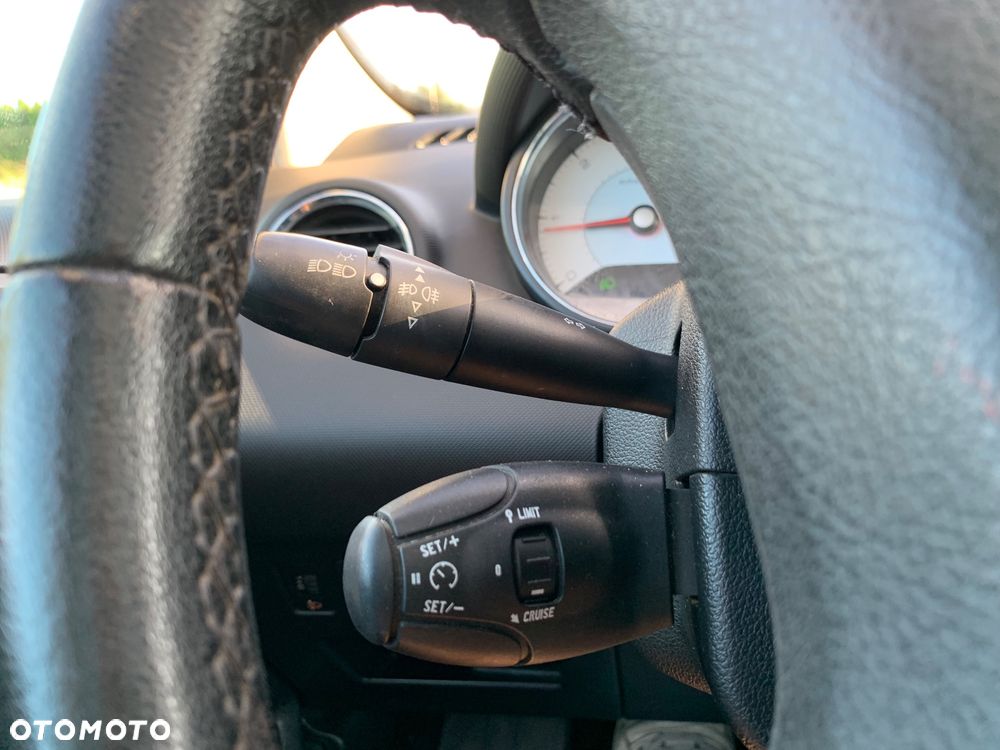 Peugeot 308 1.6 HDi Premium - 36