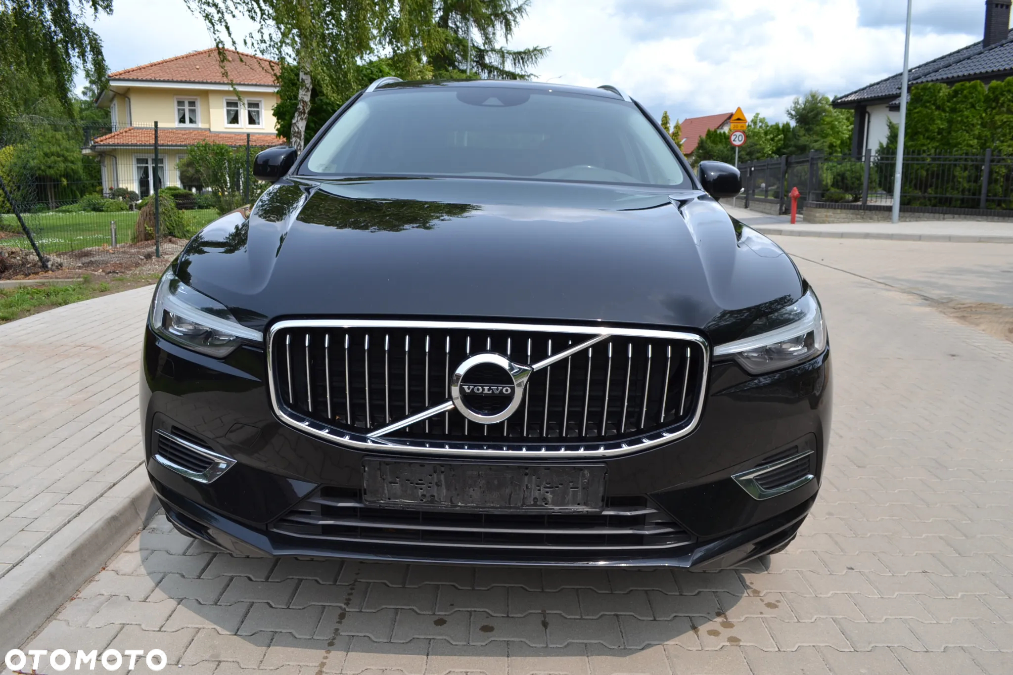 Volvo XC 60 T6 Plug-In Hybrid AWD Inscription Expression - 18