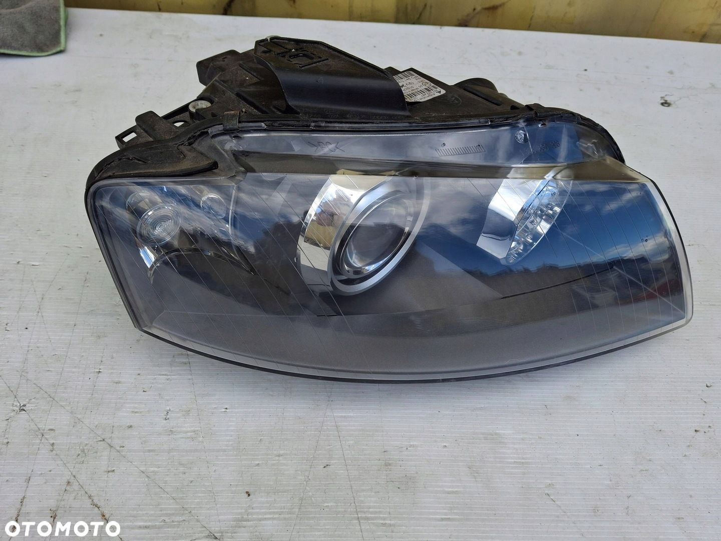 Audi A3 S3 8P LIFT LAMPA PRAWA PRZÓD BIXENON 8P0941030S - 1