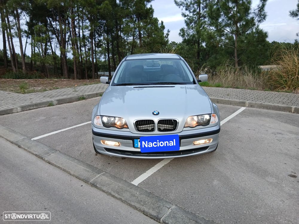 BMW 320 d Séc.XXI - 19