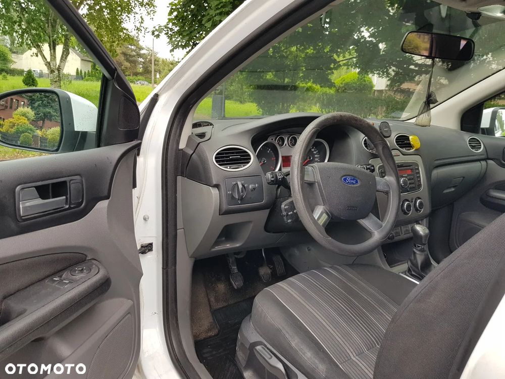 Ford Focus 1.6 TDCi Ghia - 5