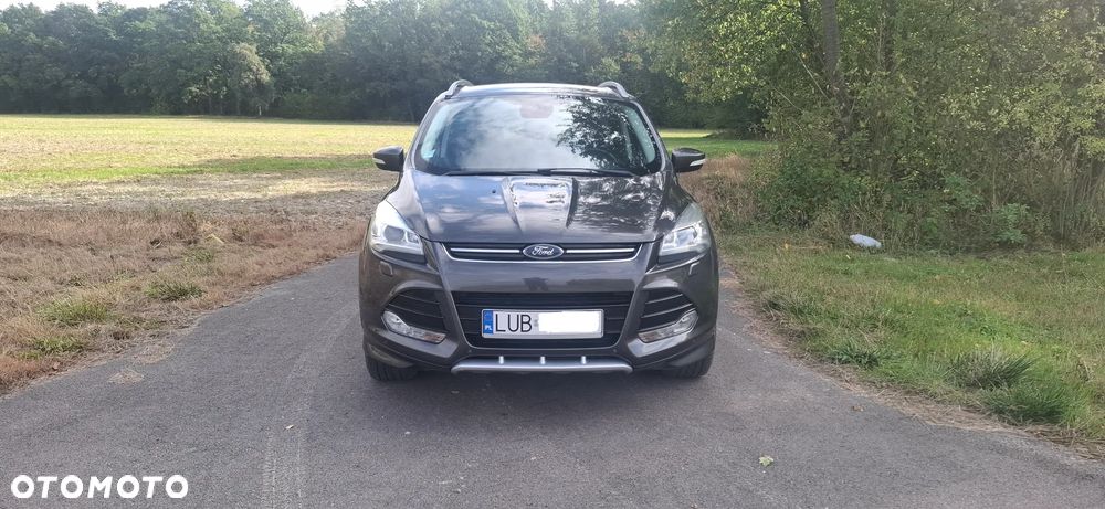 Ford Kuga 2.0 TDCi 2x4 ST-Line - 6