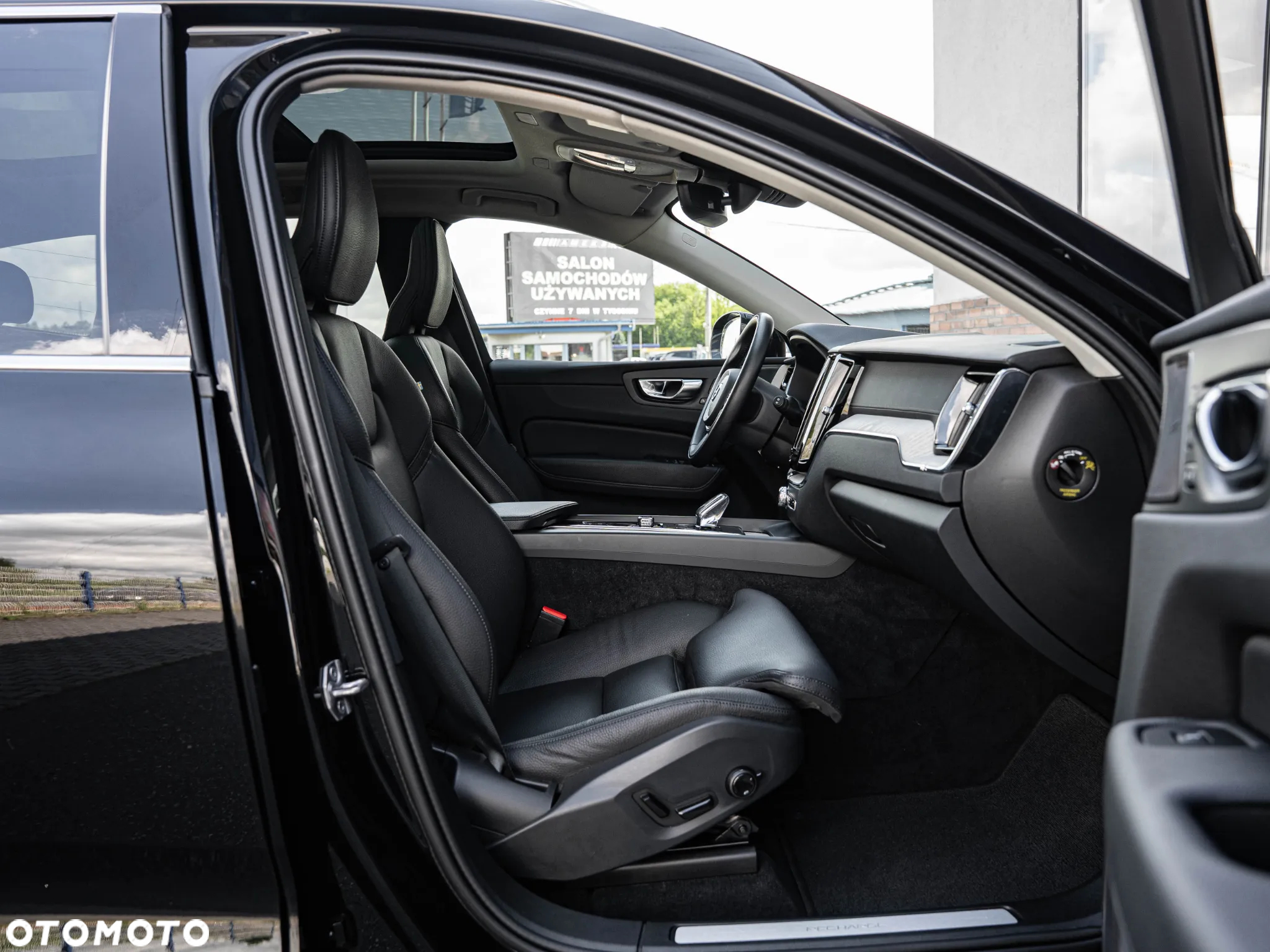 Volvo XC 60 T6 AWD Plug-In Hybrid Inscription - 26