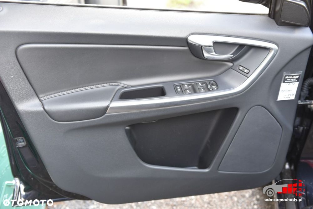 Volvo XC 60 - 16