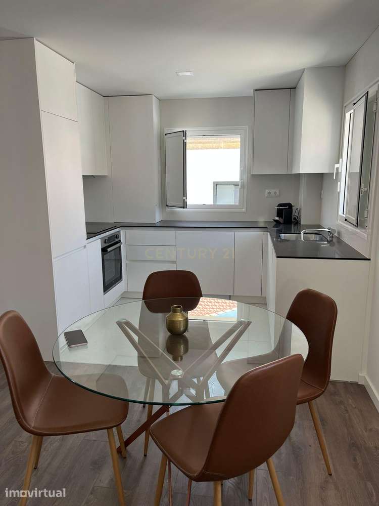 Apartamento T2 moderno e bem localizado - Grande imagem: 3/14